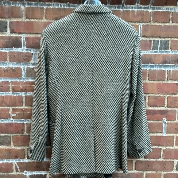 MaxMara Ladies Blazer. Excellent condition. Size 10